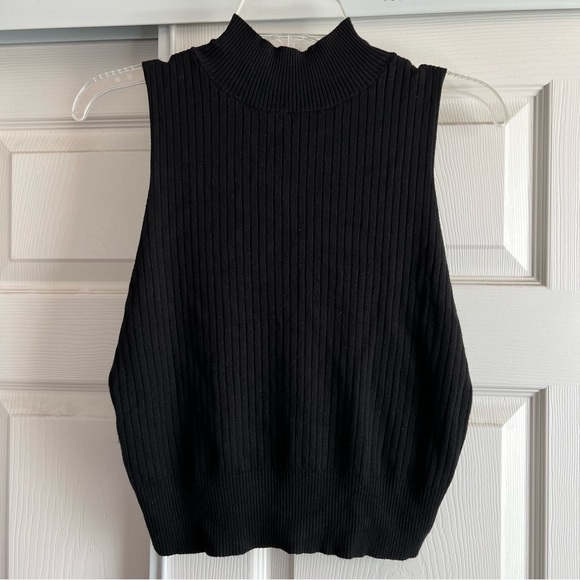 wild fable Tops Wild Fable Mockneck Sweater Tank Black Size L